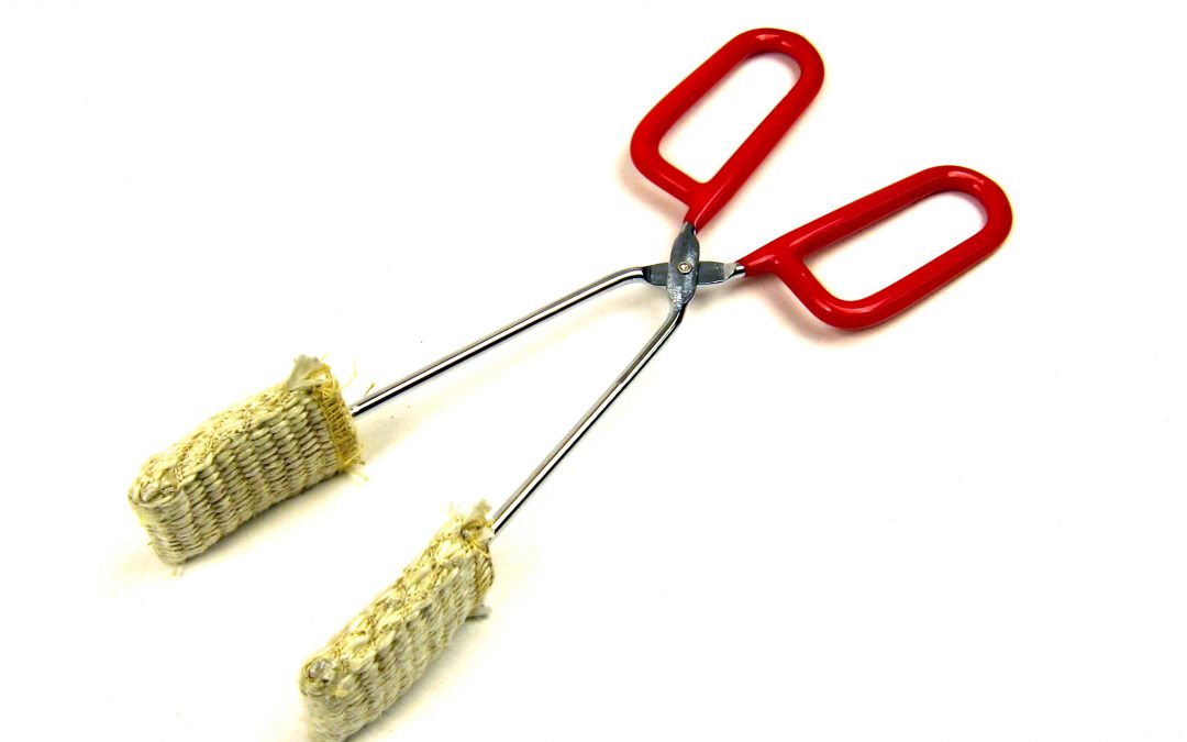 Affordable, sturdy finishing tongs are now available from Griffin Glass Tools!